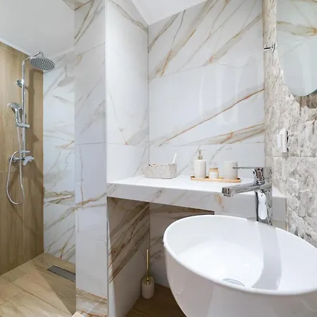 Emmas House Apartman Panajía